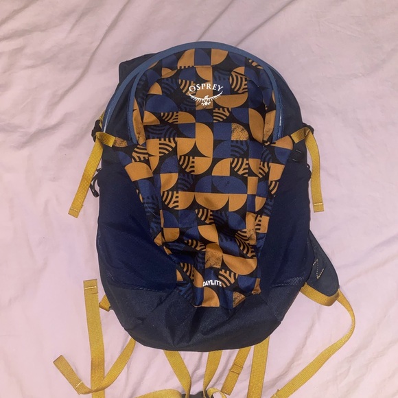OSPREY Handbags - OSPREY navy and orange DAYLITE small backpack for backpackers